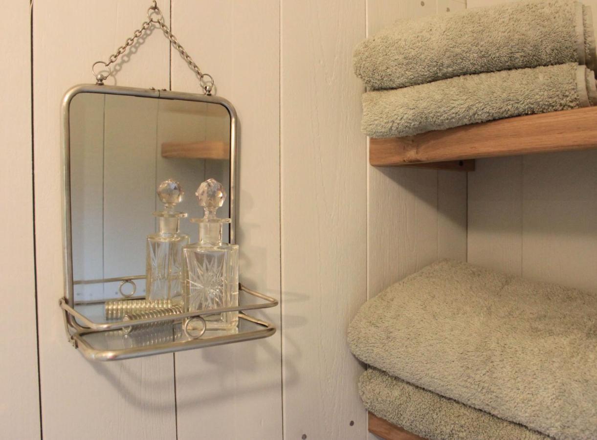 The Parlour, For Alton Towers & The Peak District Villa Uttoxeter Eksteriør bilde